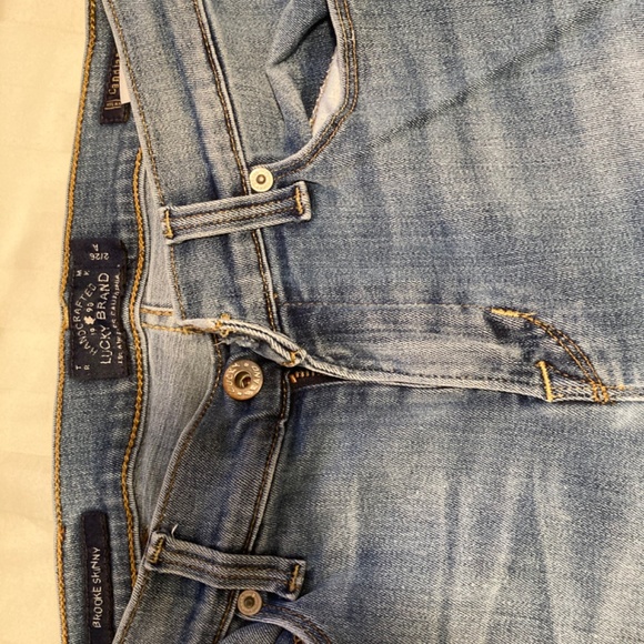 Women’s Lucky Jeans - Picture 2 of 3